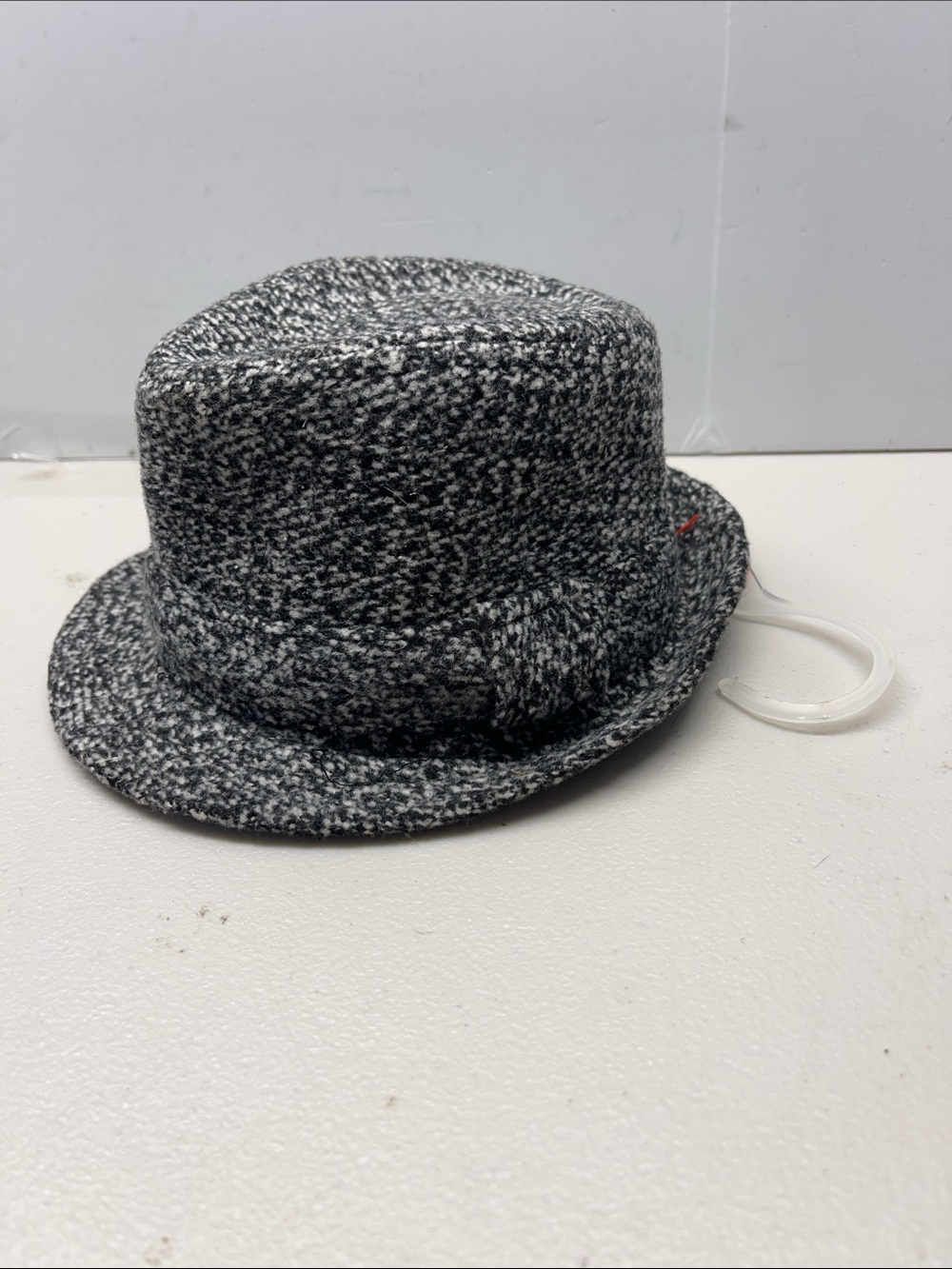 Target Kids Young Boy Hat Wool Blend Gray. Tag is damaged